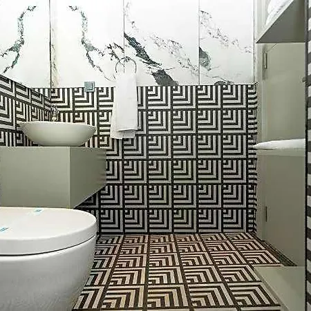 Hotel Basel 2*