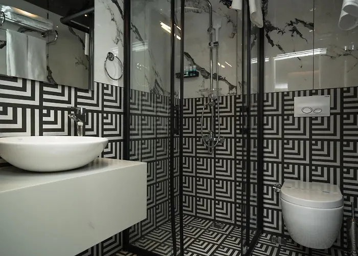 Basel 2* אנטליה